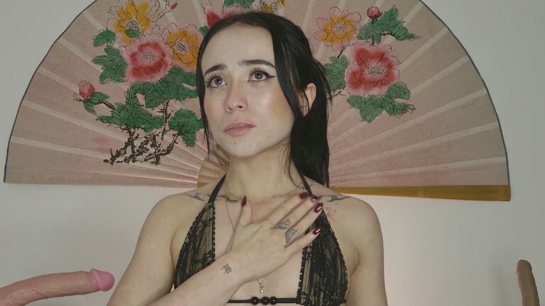 SweetSara33's Streamate show and profile