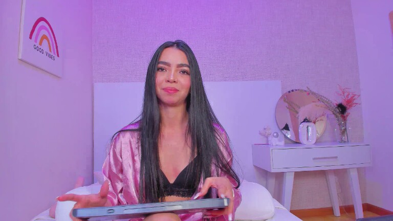 OliviaPagani's Streamate show and profile