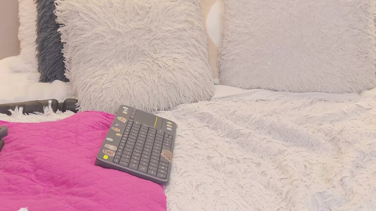 JazzeRusot's Streamate show and profile