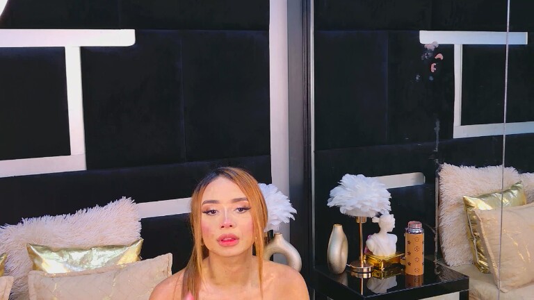 AlanaFerrara's Streamate show and profile