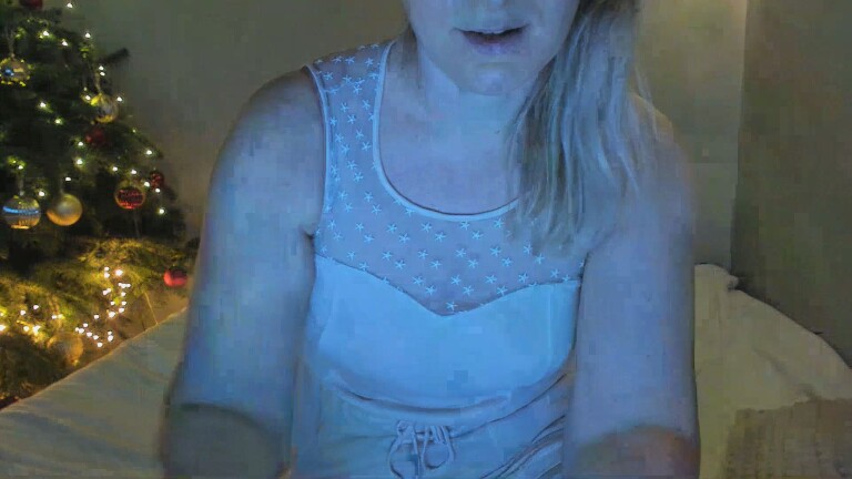 XxSweety_GirlxX's Streamate show and profile