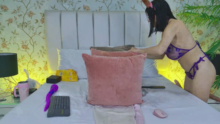 BrisaVegaGB's Streamate show and profile