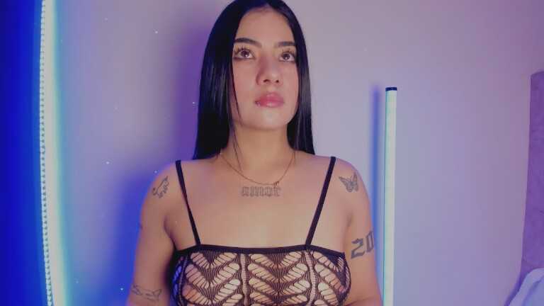NatalieBluee's Streamate show and profile