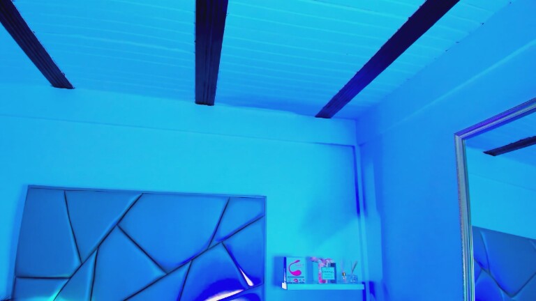 MelissaGolden's Streamate show and profile