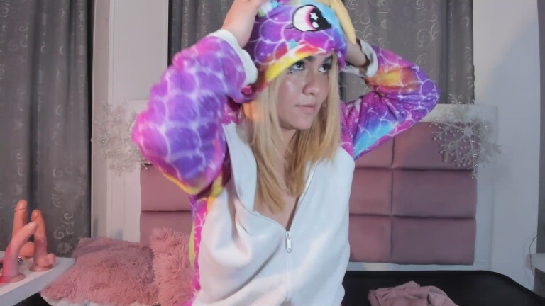 evee_s's Streamate show and profile