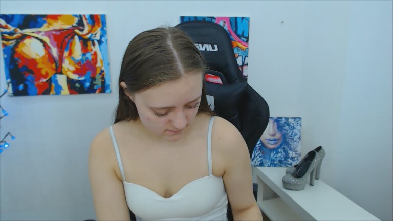 ArinaBelly's Streamate show and profile