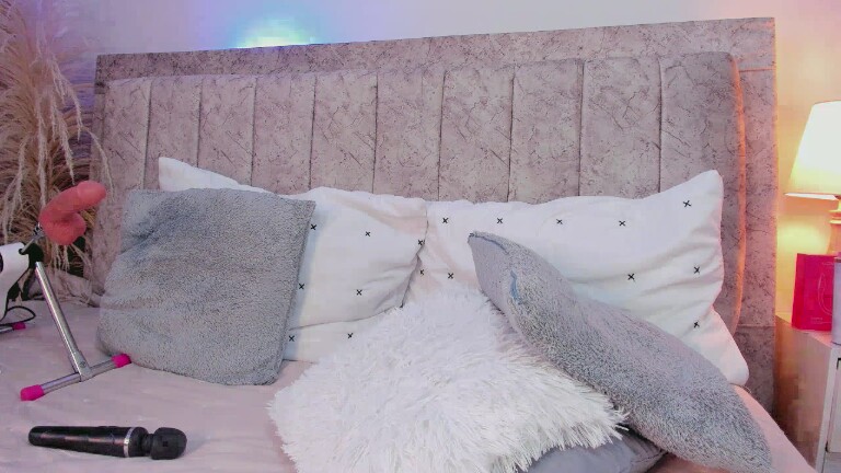 AmeliaCooperr's Streamate show and profile