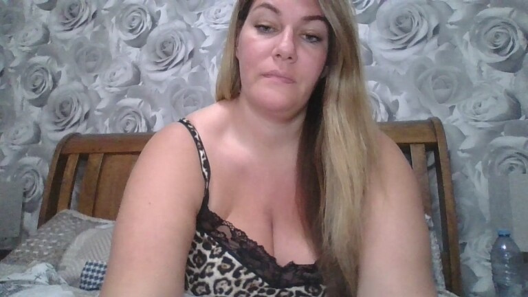 BabyCakesUK's Streamate show and profile