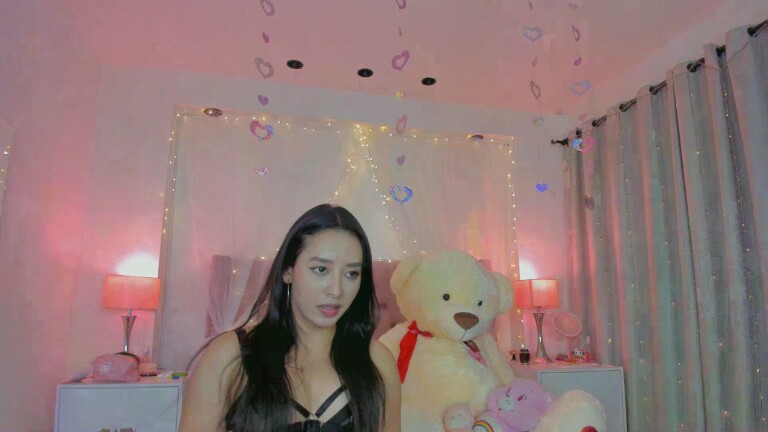 AlexandraWinterr's Streamate show and profile