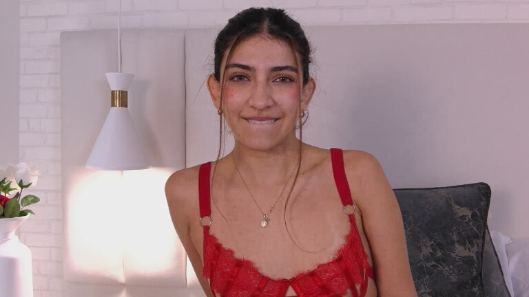 VictoriaJoliegb's Streamate show and profile