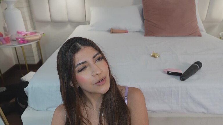 VictoriaJoliegb's Streamate show and profile