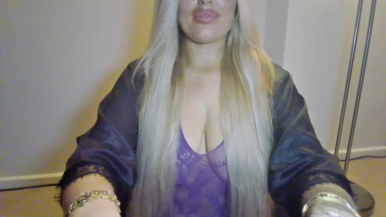 LolaChardonnayXX's Streamate show and profile